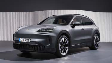 Porsche Cayenne Electric - front studio