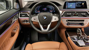 BMW 7 Series facelift - dash