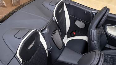 Aston Martin DB12 Volante - rear seats