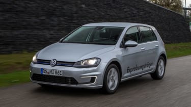 Volkswagen Golf Plug-in hybrid 2014 front tracking