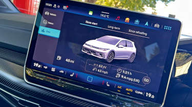 VW Golf R - infotainment