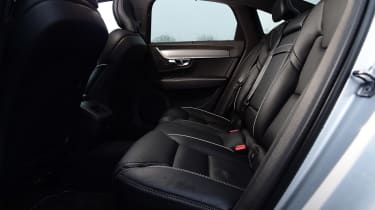 Volvo S90 - rear seats