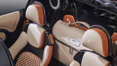 Pagani Utopia Roadster - seats