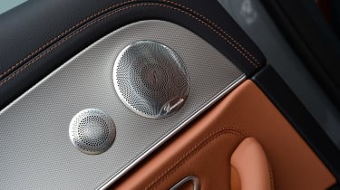 Mercedes E 200d AMG Line - door detail