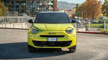 Fiat 600 Sport - front static 