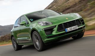 Porsche Macan Turbo - front tracking