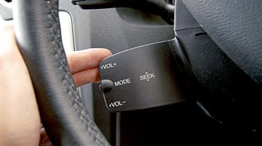 Ford Focus steering volume controls