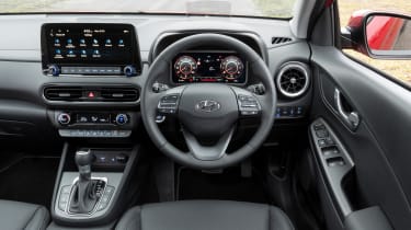 New Hyundai Kona Hybrid 2021 review - interior