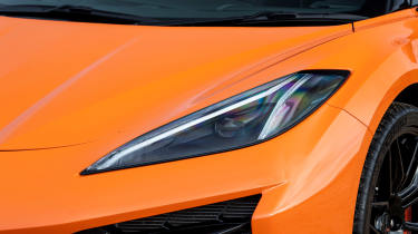 Chevrolet Corvette Z06 - front light