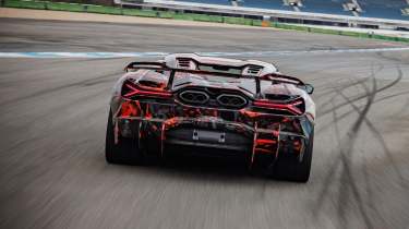 Lamborghini Revuelto SV - rear end