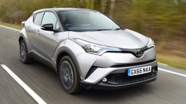 Toyota C-HT 1.2 Icon 2017 - front tracking