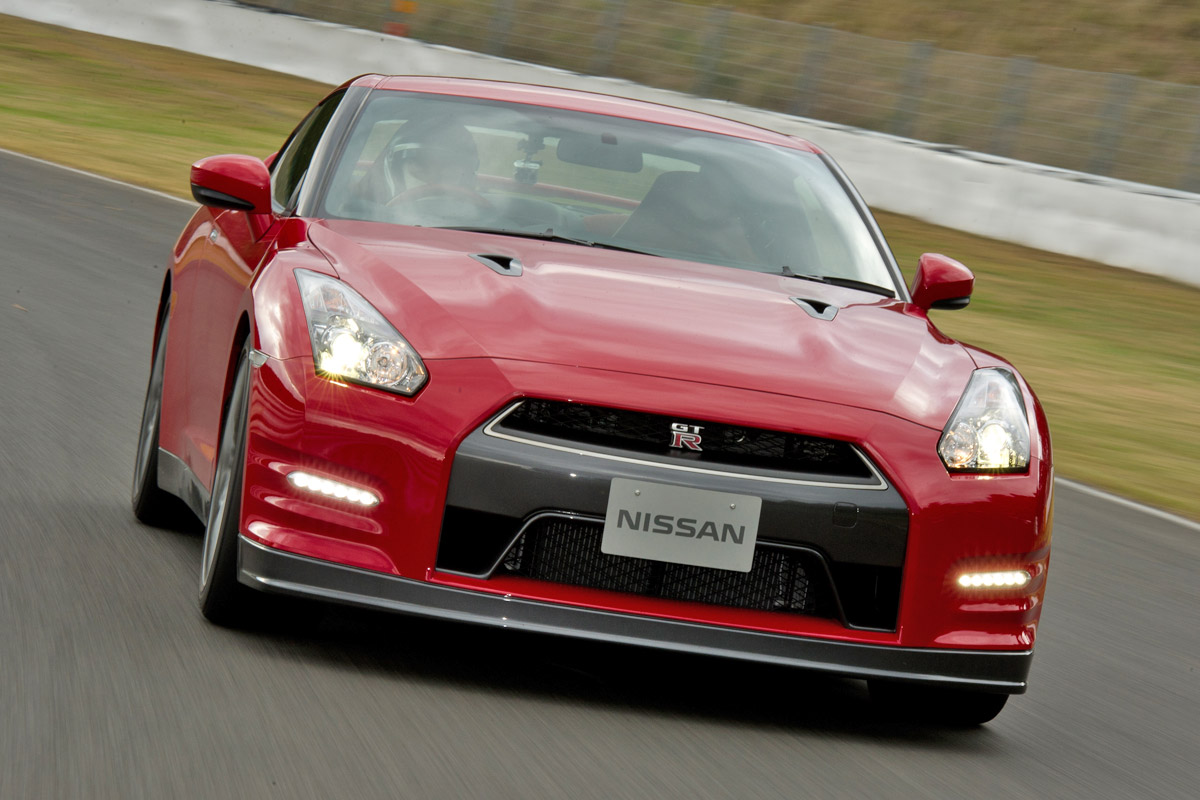 13 Nissan Gt R Auto Express