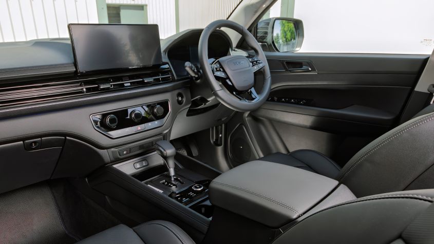 This new KGM pick-up is tougher, plusher and cheaper than its rivals