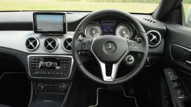 Used Mercedes CLA - dash