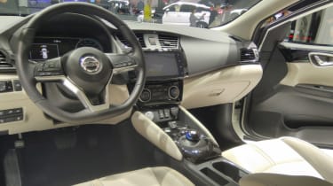 New Nissan Sylphy - dash