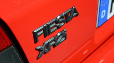 Ford Fiesta Mk3 - XR2i badge