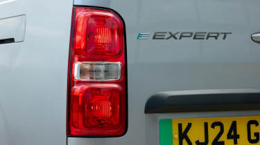 Peugeot E-Expert - rear tail light 