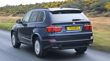 BMW X5 rear tracking