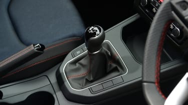 SEAT Ibiza - gear lever