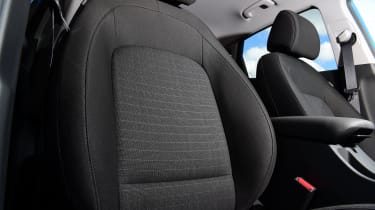 Hyundai Kona Hybrid - front seats