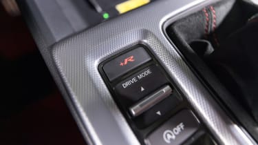 Honda Civic Type R - button