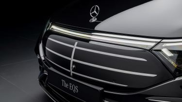 Mercedes EQS - front grille