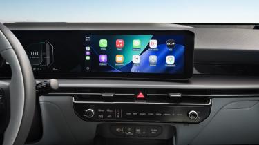New Kia Niro revealed - infotainment