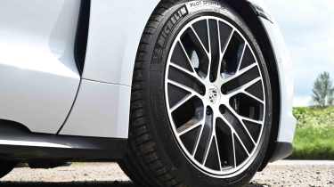 Porsche Taycan - alloy wheel detail