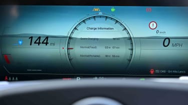 KGM Torres EVX - digital instrument cluster, potential charging times