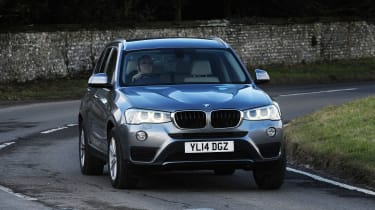 BMW X3 - rear cornering