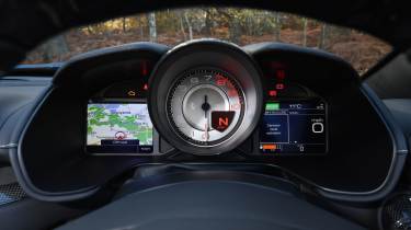 Used Ferrari Portofino - dials