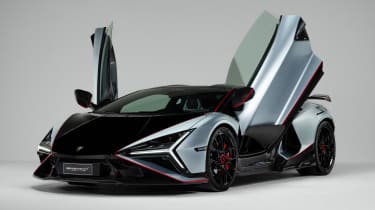 Lamborghini Revuelto SV - front doors open