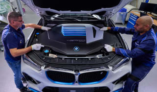 BMW iX5 Hydrogen production