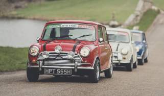 Super Mini Coopers - Mini Coopers from The Italian Job 