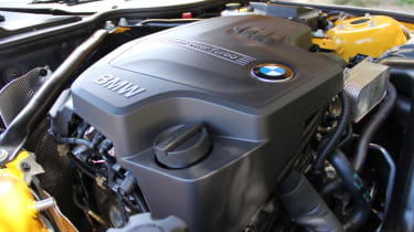 BMW Z4 sDrive28i engine
