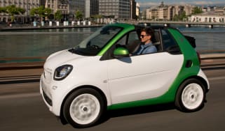 Smart ForTwo Electric Drive Cabrio - front