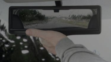 Nissan Smart rearview mirror – mirror view 2