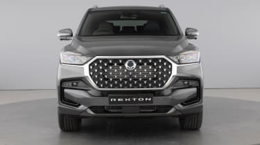 SsangYong Rexton - front static