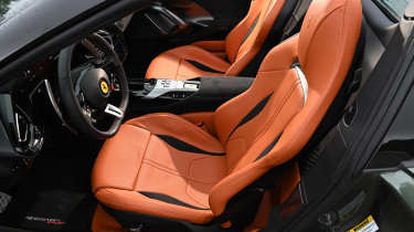 Ferrari 12Cilindri Spider - seats