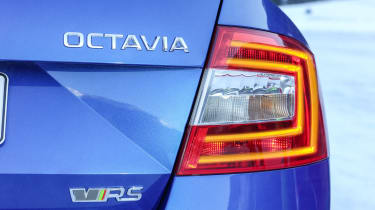 Skoda Octavia vRS 4x4 - tail lights