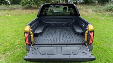 KGM Musso EV - load bay
