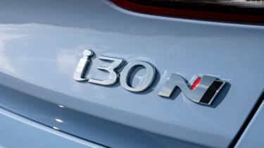 Hyundai i30 N Performance DCT - i30 badge