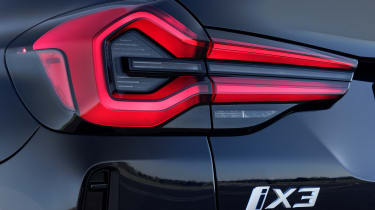 New BMW iX3 2021 facelift rear light