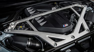 BMW M4 CSL - engine