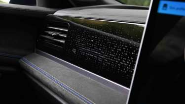 Volkswagen Passat - R-Line dashboard trim