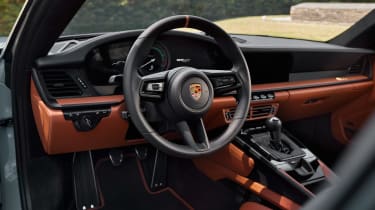 Porsche 911 ST - steering wheel