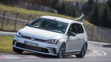 Volkswagen Golf GTI Clubsport S - Nurburgring cornering