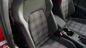 Volkswagen Golf GTI manual - seats