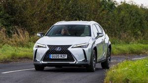 Lexus%20UX%20250%20h%20review-10.jpg