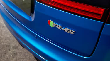 Jaguar XFR-S Sportbrake badge